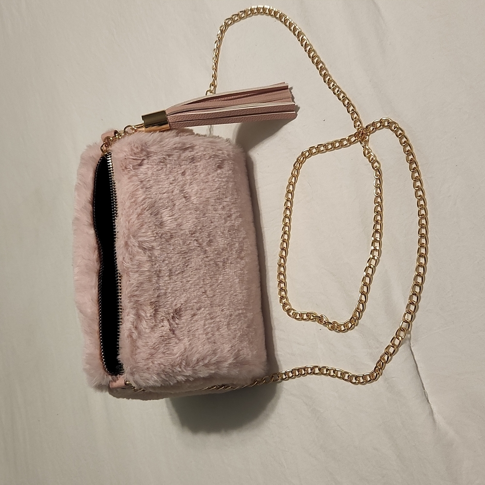 Beautiful mauve pink chain fur purse